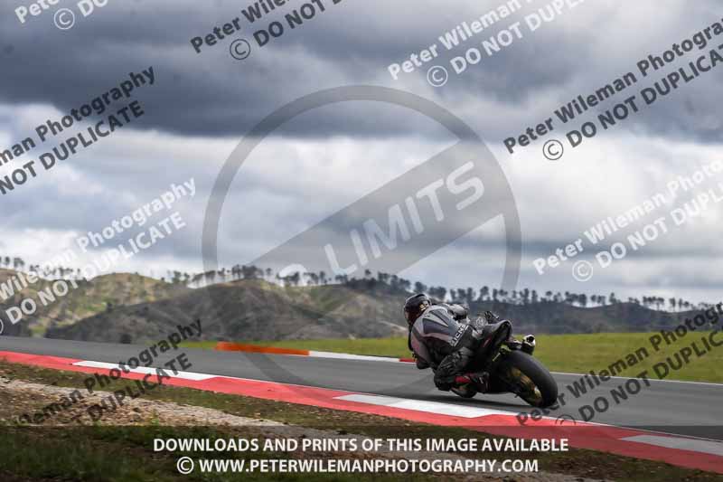 cadwell no limits trackday;cadwell park;cadwell park photographs;cadwell trackday photographs;enduro digital images;event digital images;eventdigitalimages;navarra;no limits trackdays;peter wileman photography;racing digital images;trackday digital images;trackday photos